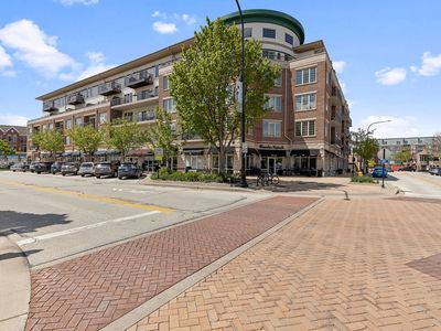 100 S Emerson St Unit 205
