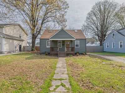 606 Delaware Ave