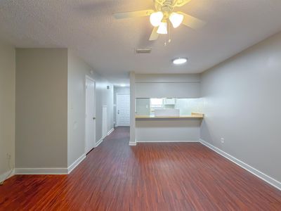 3294 Nekoma Ln