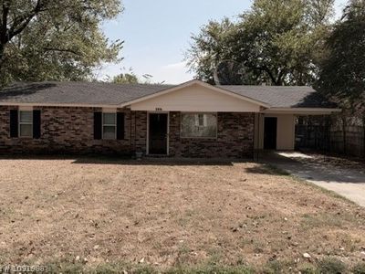 1006 Pattie Ln