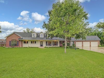 1621 McFadden Rd