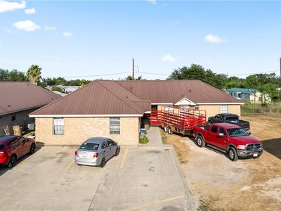 401 Date Palm St