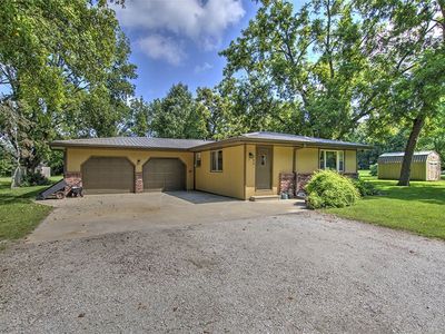 Property at 200 W Matilda St, Illiopolis, IL