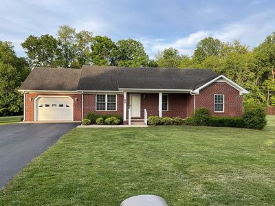 160 Cherokee Dr