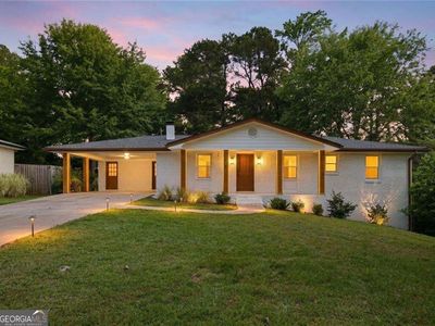 501 Pineview Dr SE
