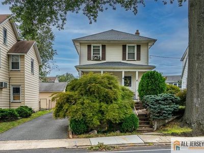 4 S Springfield Ave