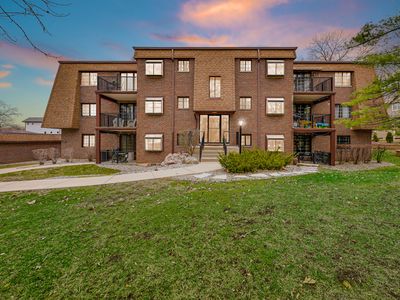 393 Duane St APT 304