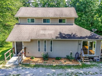 37 Renee St