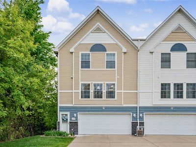 1139 SE Village View Ln