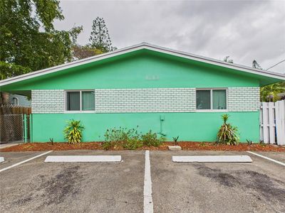 1713 SW 11th Ct