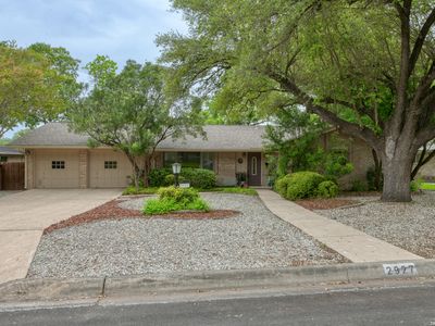 2927 BURNSIDE DR
