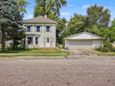 106 E Front St