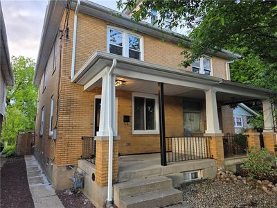 422 E Goepp St
