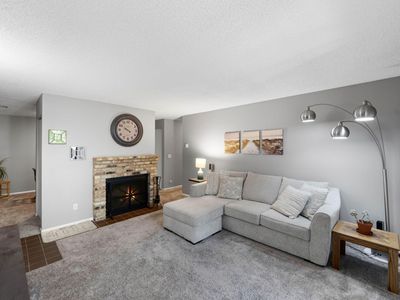 300 Shelard Pkwy Unit 209