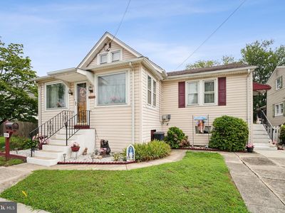 129 Bartram Ave