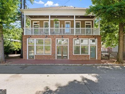 692 Kirkwood Ave SE