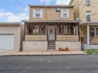 11 W Kline Ave
