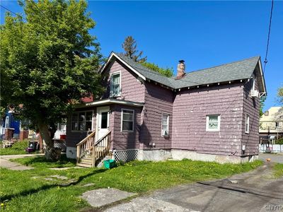 1610 Dudley Ave