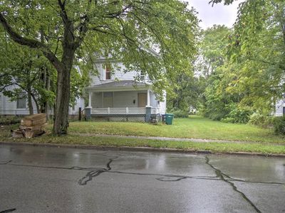 949 W Decatur St