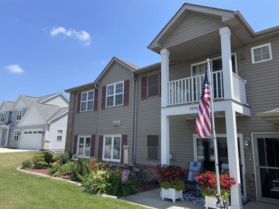 7054 Parkstone TERRACE #201