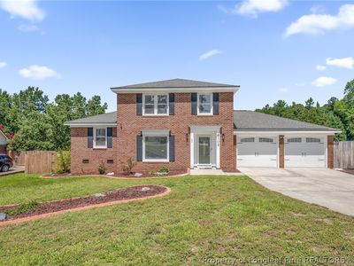 6102 Lakeway Dr