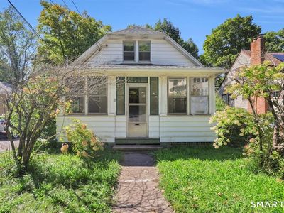 27 Fairview Avenue