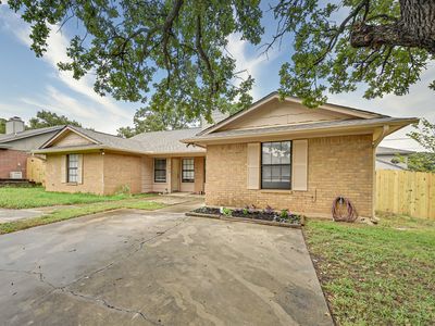 706 Woodland Ct