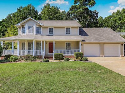 814 Larkspur Dr