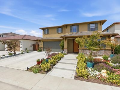 1049 Blue Range Way