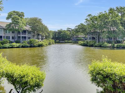 4758 Tennis Club Ln
