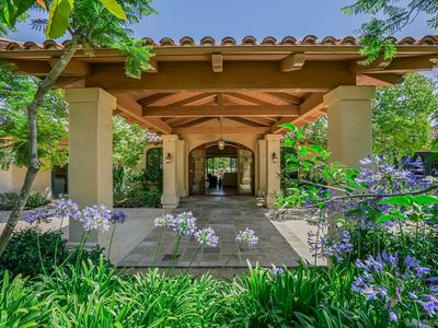 17202 Avenida De Acacias