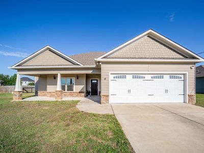 6 Eagle Nest Dr