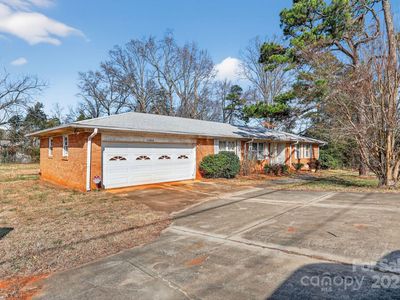 Property at 11619 Albemarle Rd, Charlotte, NC