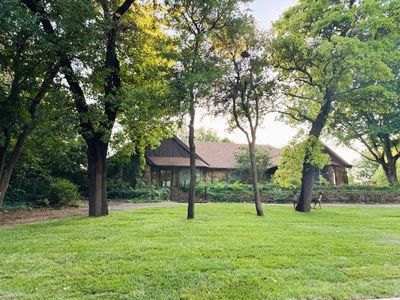 2830 Meadowlark Ln