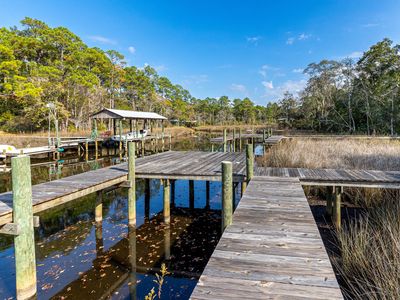 151 Redfish Point Dr