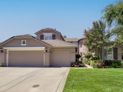 4836 Village Green Dr