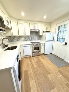 1169 Nantasket Ave APT 2