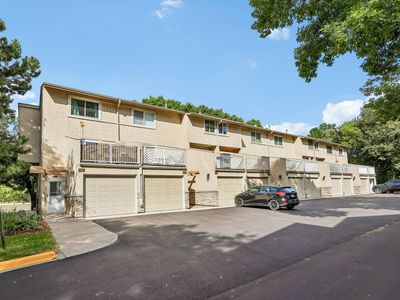 4082 Meadowlark Ln