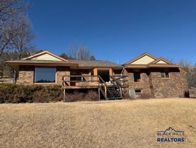 5740 W Highway 44