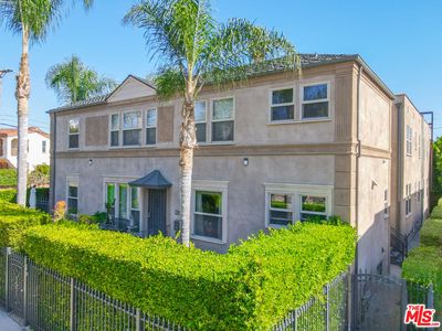1202 S Cochran Ave
