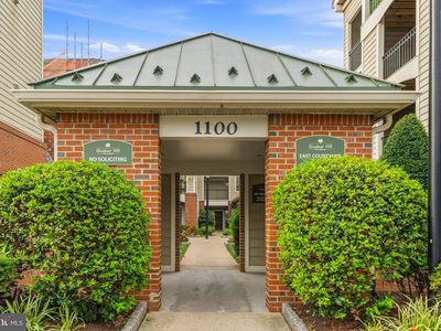 1100 Quaker Hill Dr APT 129