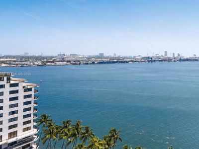 520 Brickell Key Dr APT A1902