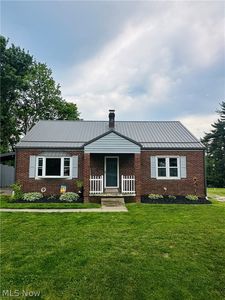 5966 Fairdale Dr
