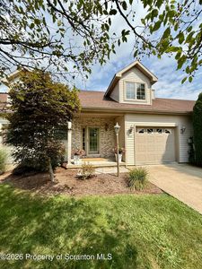 142 Grandview Dr