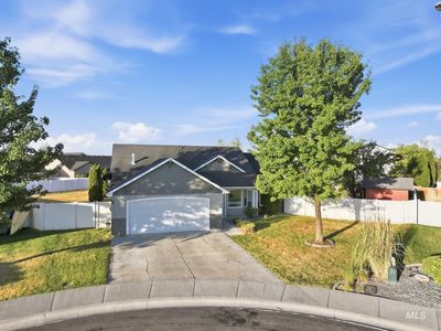 656 Braden Ct