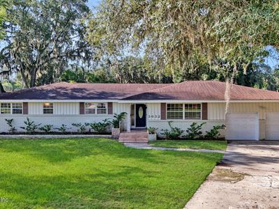 3632 LEEWOOD Lane
