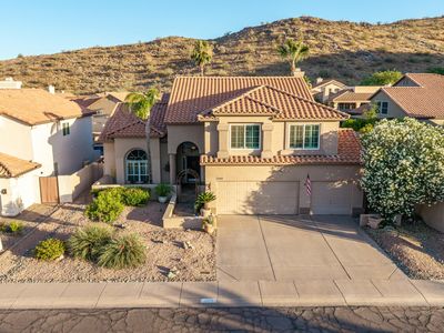 2547 E AMBER RIDGE Way