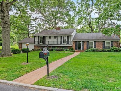 10267 Thornwood Dr