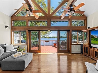 91 Lake Shore Dr