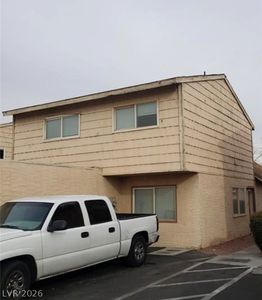 5126 Golden Ln APT A